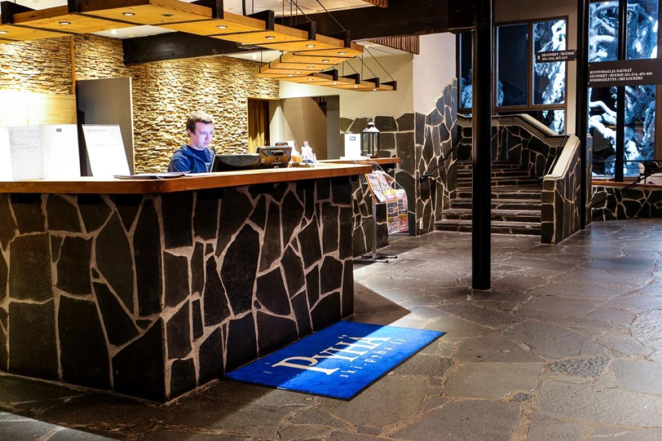 Ski-Inn Hotel Pyhaetunturi מראה חיצוני תמונה